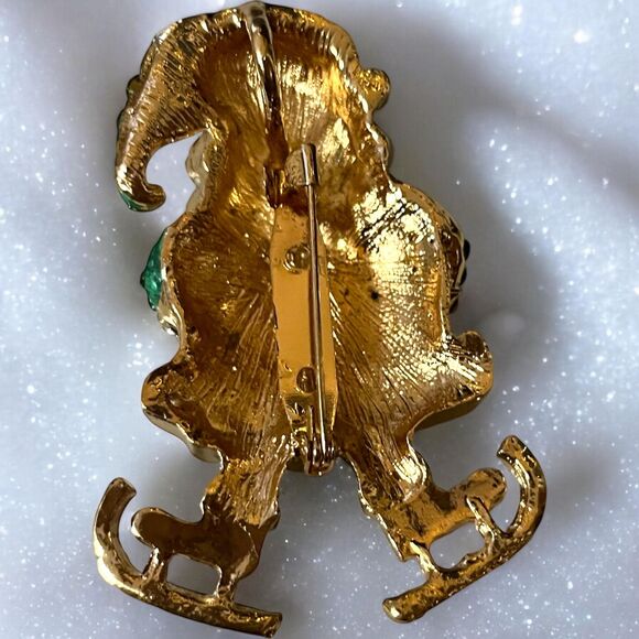 Charming Santa & Skate Shoes Brooch Pin with Sparkling Faux Crystals PURPLE - Picture 3 of 5